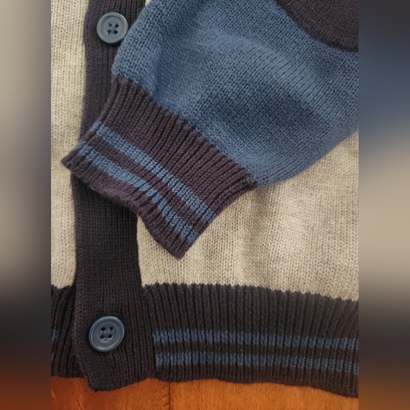 Hanna Andersson cardigan sweater (5) 110 - Picture 5 of 7